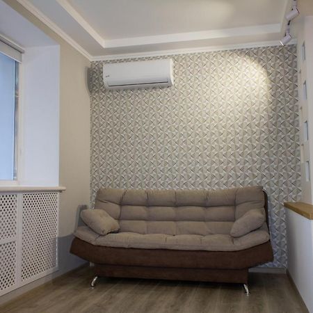 Уютная Vip-Студия В Центре. Βίνιτσα Εξωτερικό φωτογραφία